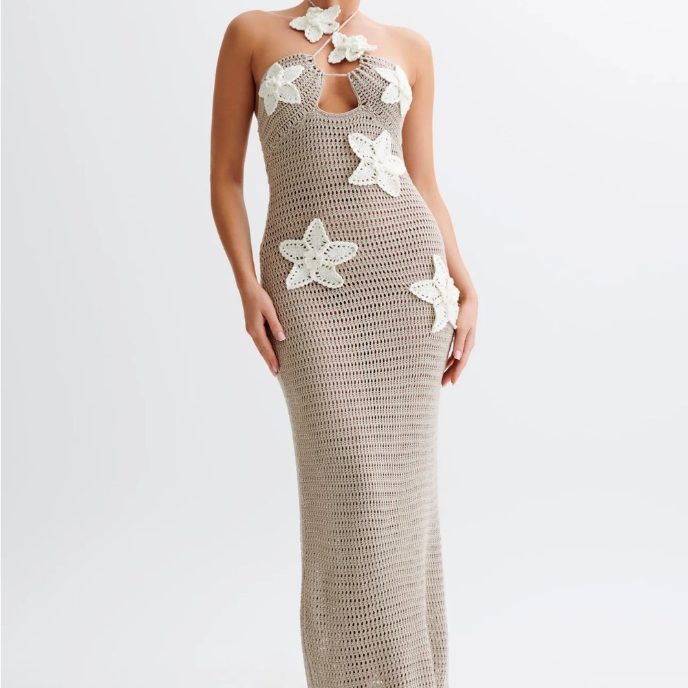 NWT Meshki Kyla Floral Crochet Maxi Dress size Large